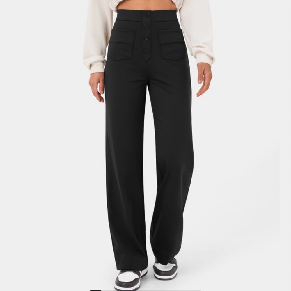 NWT Halara High Waist Straight Leg Pants